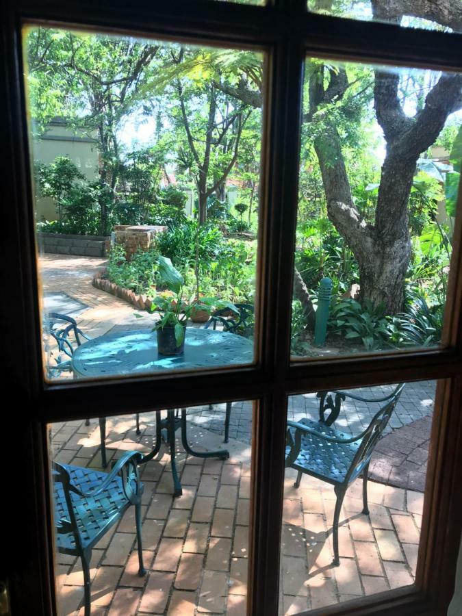 Greenwoods Self-Catering Претория Екстериор снимка